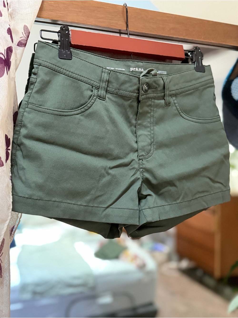 Prana Olive Green Women's Cotton Blend Shorts 3inch length